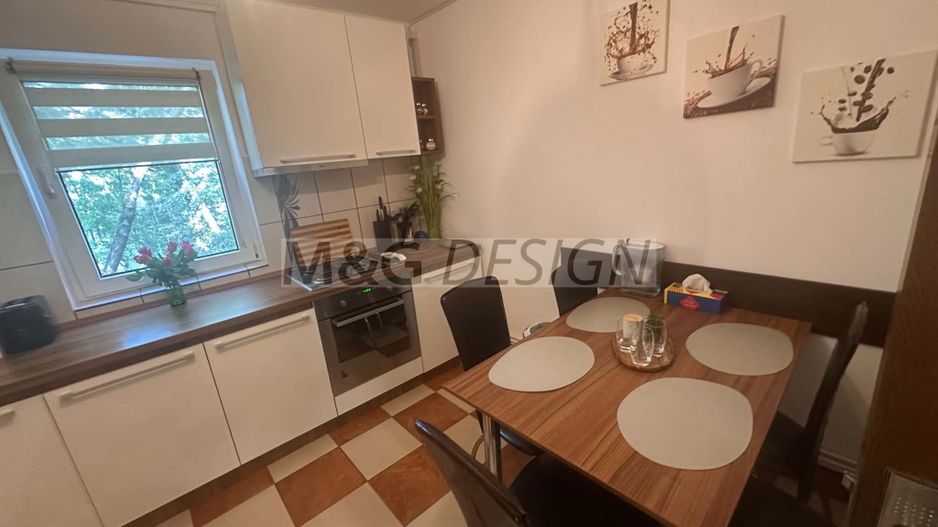 3 cam decomandat, 2 bai , 2  balcoane Sagului-Dambovita - Poză 13