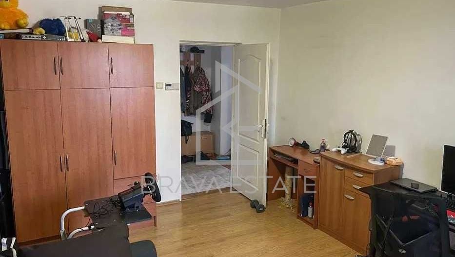 Apartament 2 camere decomandat, balcon, zona Între Lacuri - Poză 8
