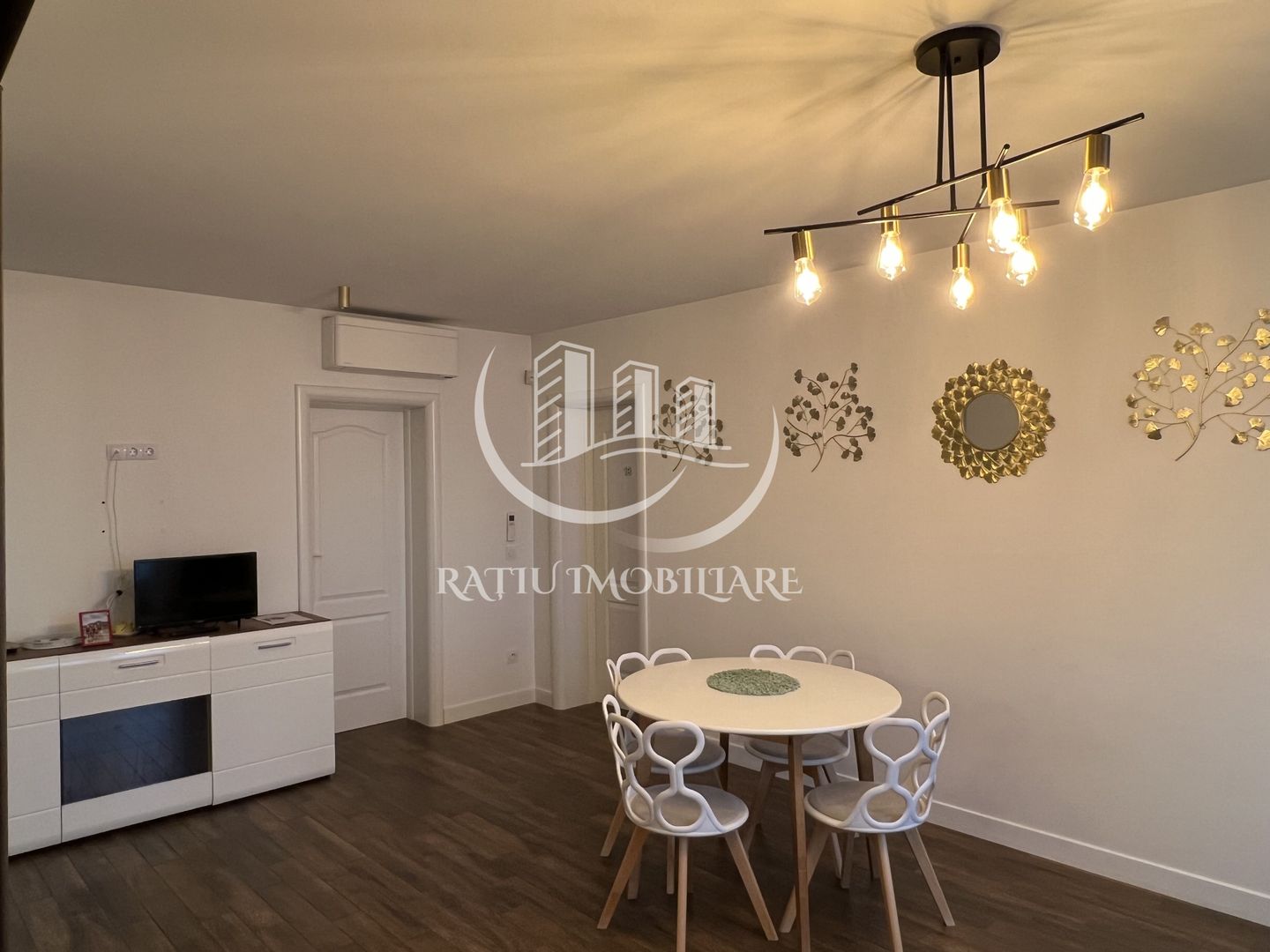 Apartament cu 4 camere | Ultracentral | Oradea - Poză 7