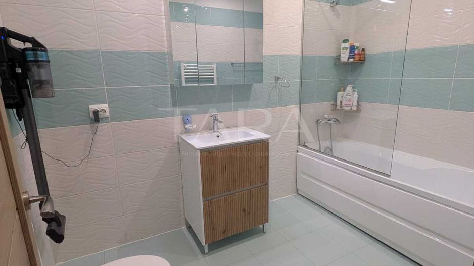 Apartament modern cu terasă 16 mp și parcare subterană inclusă - Poză 5