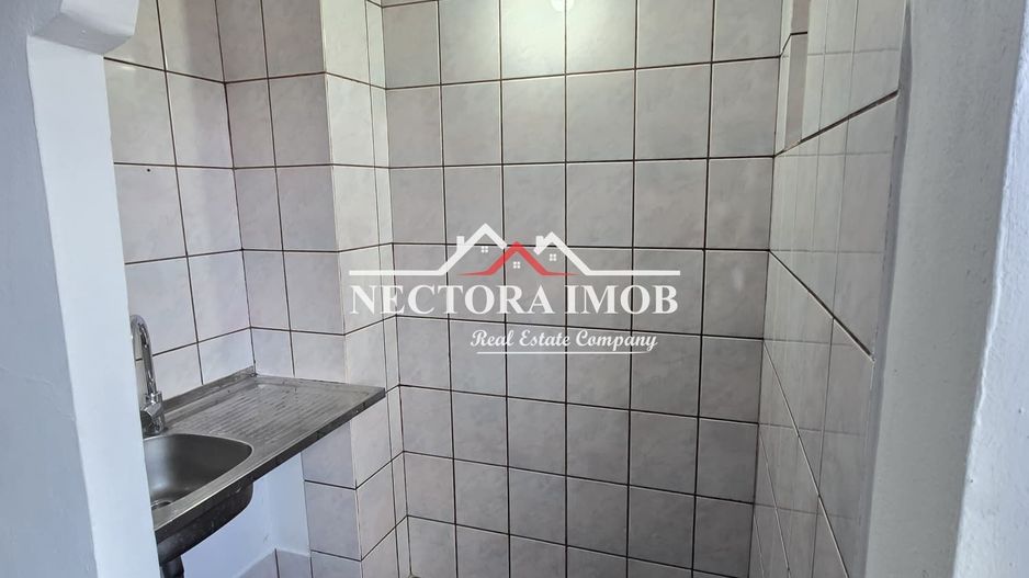 NECTORA IMOB-Apartament 3 camere, 2 bai, 3 balcoane, Zona Velenta,65mp - Poză 13