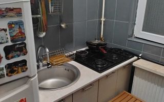 Vanzare Garsonieră decomandată, 35 mp, parter, mobilată + parcare – Salaj - Poză 2
