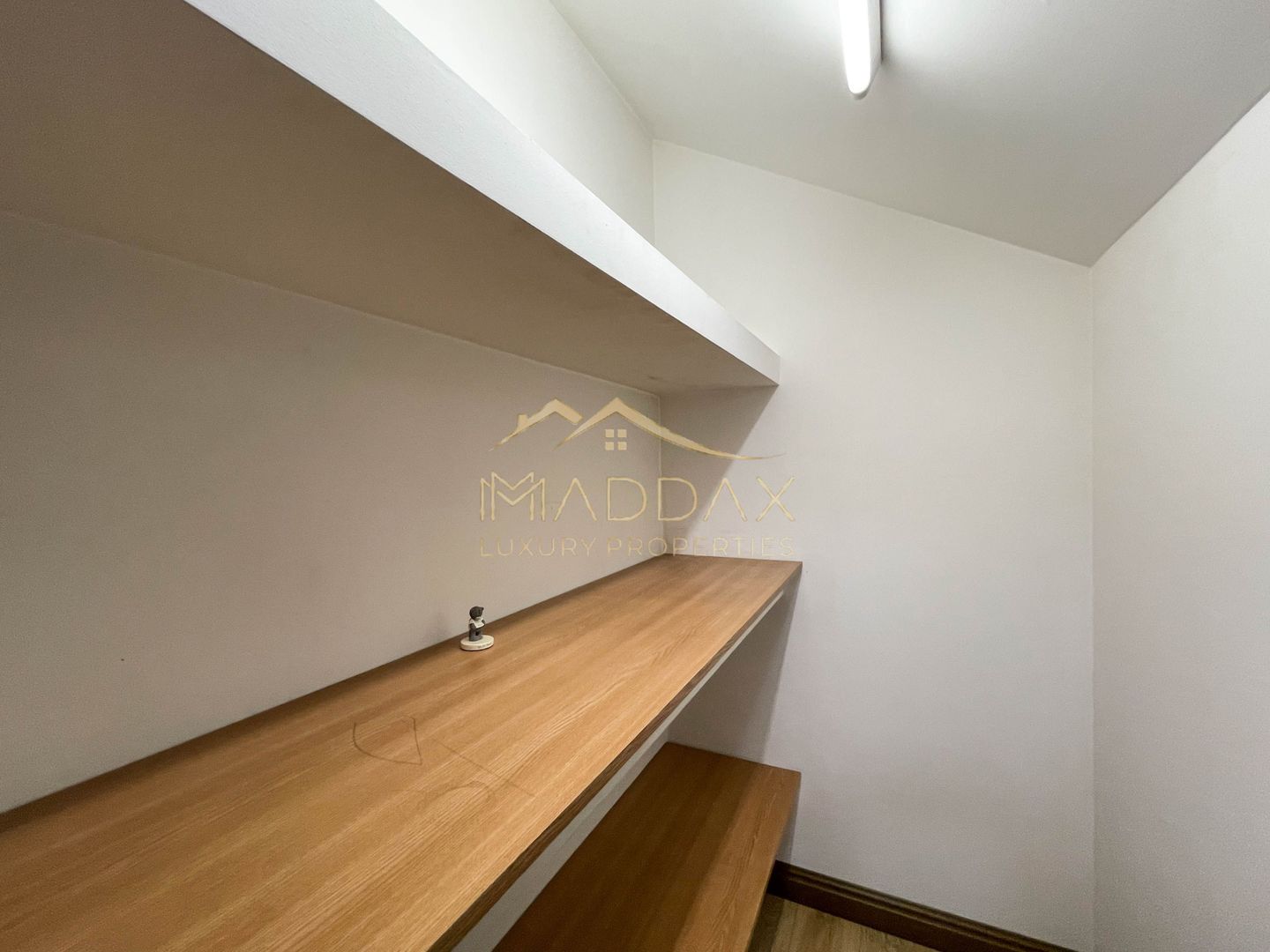 Amazing 6 Rooms Villa // Private Pool // 4 Parking Place / Erou Iancu Nicolae - Poză 48