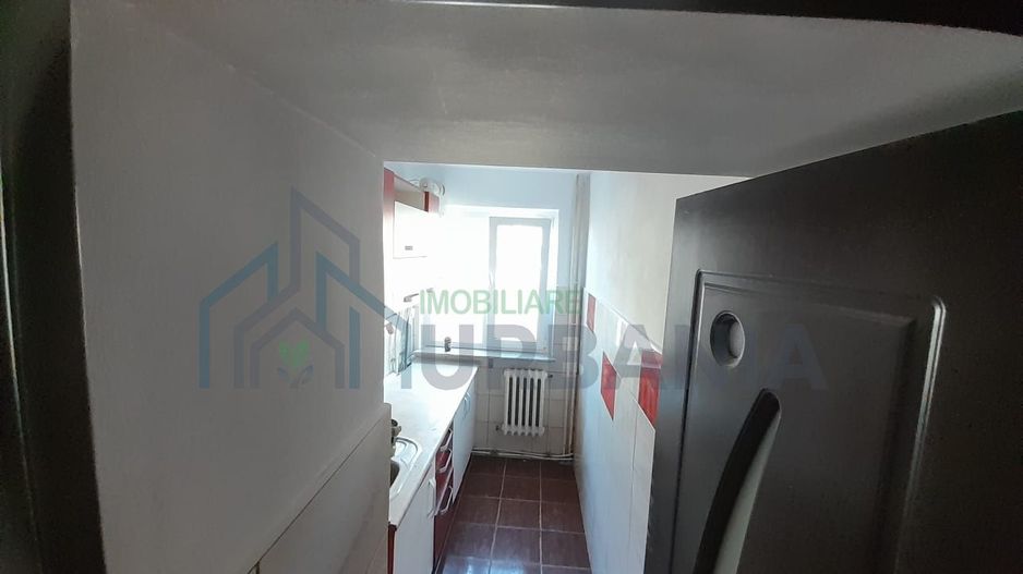 Apartament 3 camere, nedecomandat, în zona Mircea cel Bătrân, Iași - Poză 3
