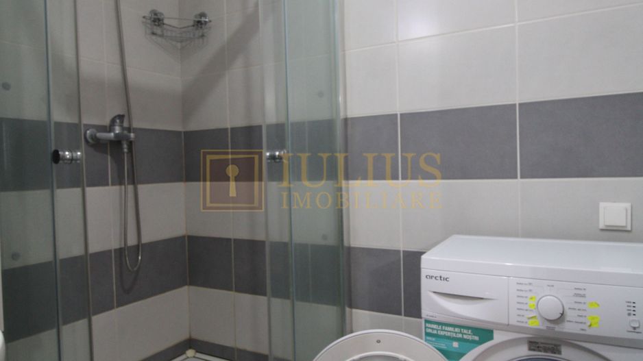 Uranus, 2 camere, centrala proprie, parcare - Poză 9