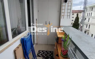 Apartament de vânzare 2 camere, decomandat, zona ultra centrală, semi / mobilat - Poză 13