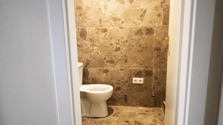 Casa multifunctionala cu salina – 2 spatii comerciale  Aleea Carpați - Poză 4