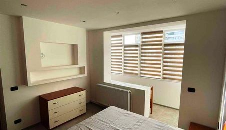 Apartament 2 camere semidecomandat – Podu Roș, Aleea Rozelor, Iași