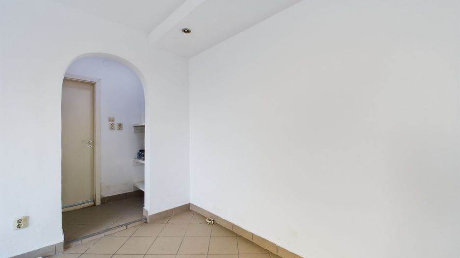 Apartament cu 2 camere parter, complex TM - Poză 10