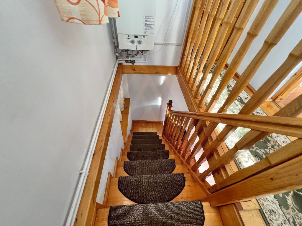 Casa 3 camere 80 mp utili curte comuna si balcon 3,75 mp în Ștrand - Poză 7