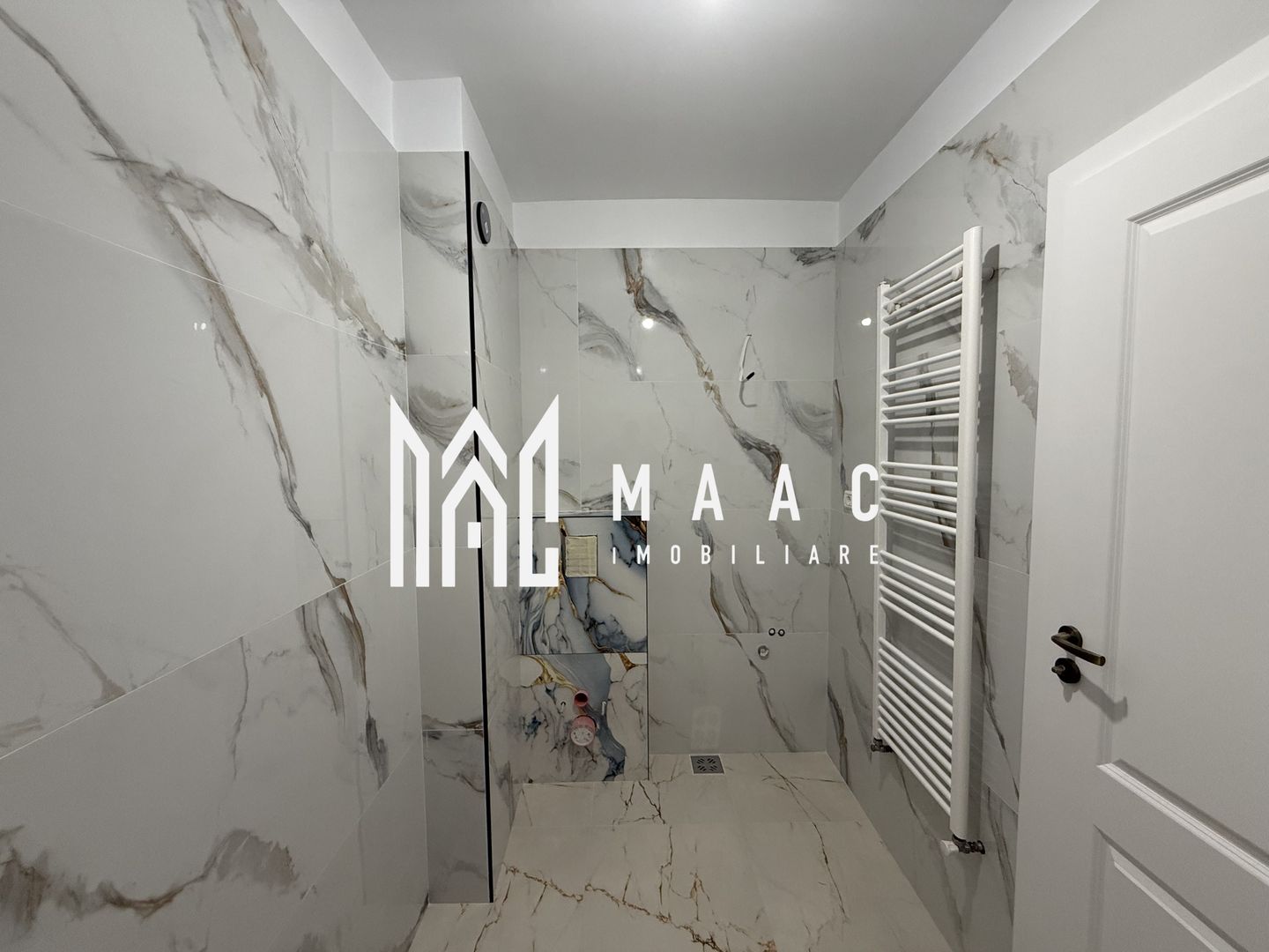 Apartament 3 camere | 150 MP | Balcon | La cheie | 2 Parcari - Poză 22