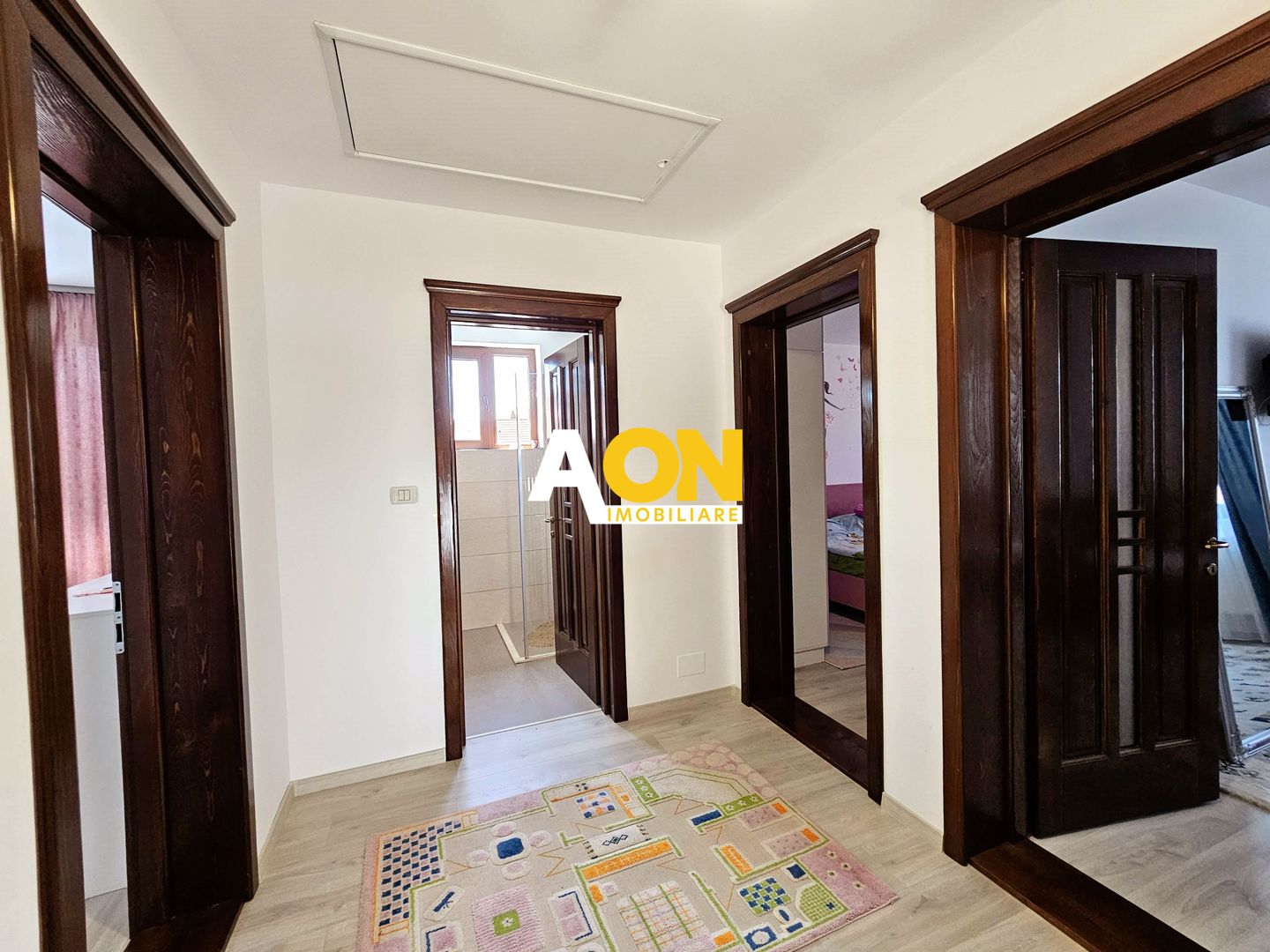 1/2 Duplex mobilat, utilat, 4 camere, pivnita, 200 mp teren - Poză 8
