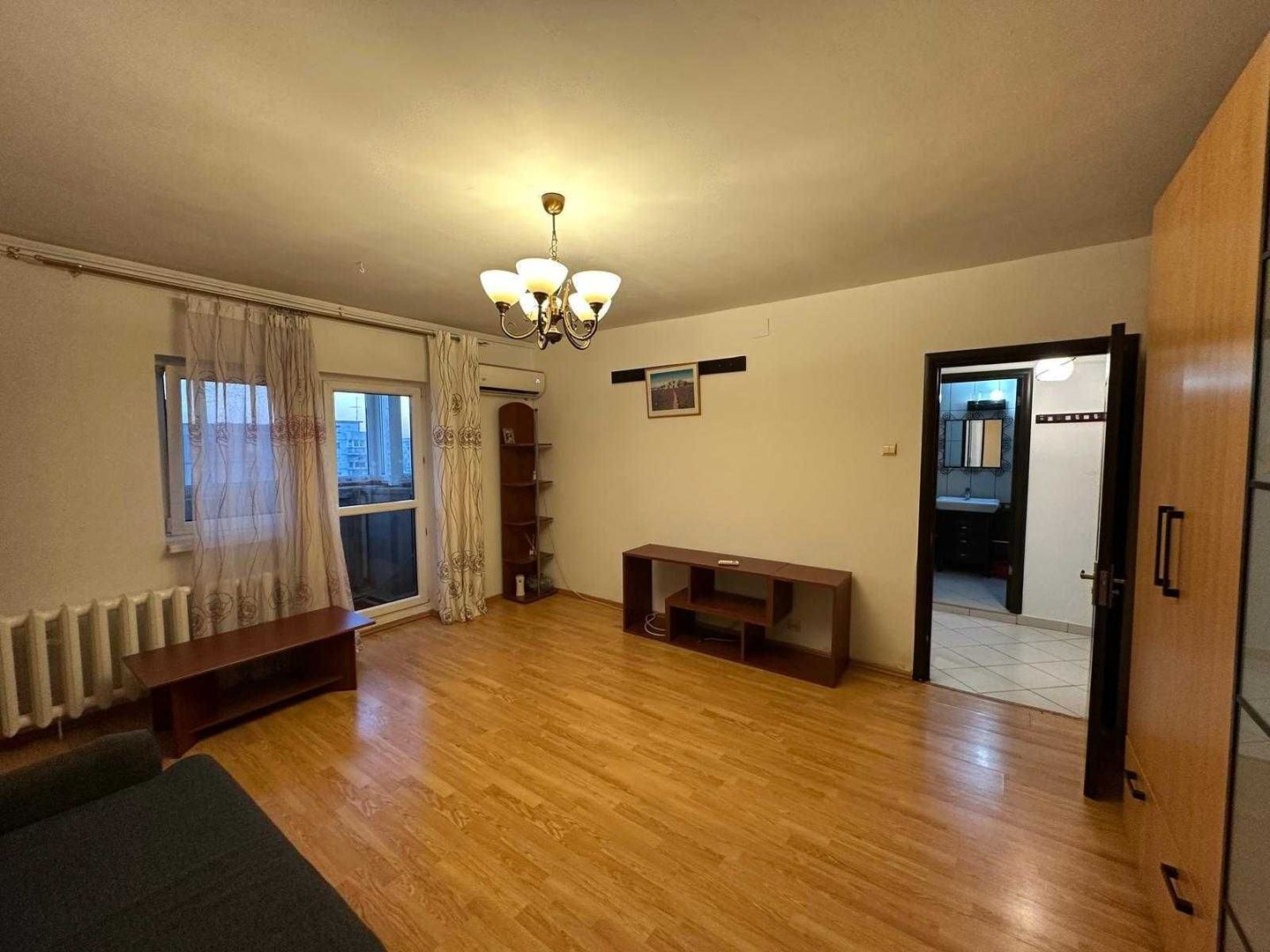 Garsoniera spațioasa – Mihail Sebastian - KAUFLAND - Poză 2