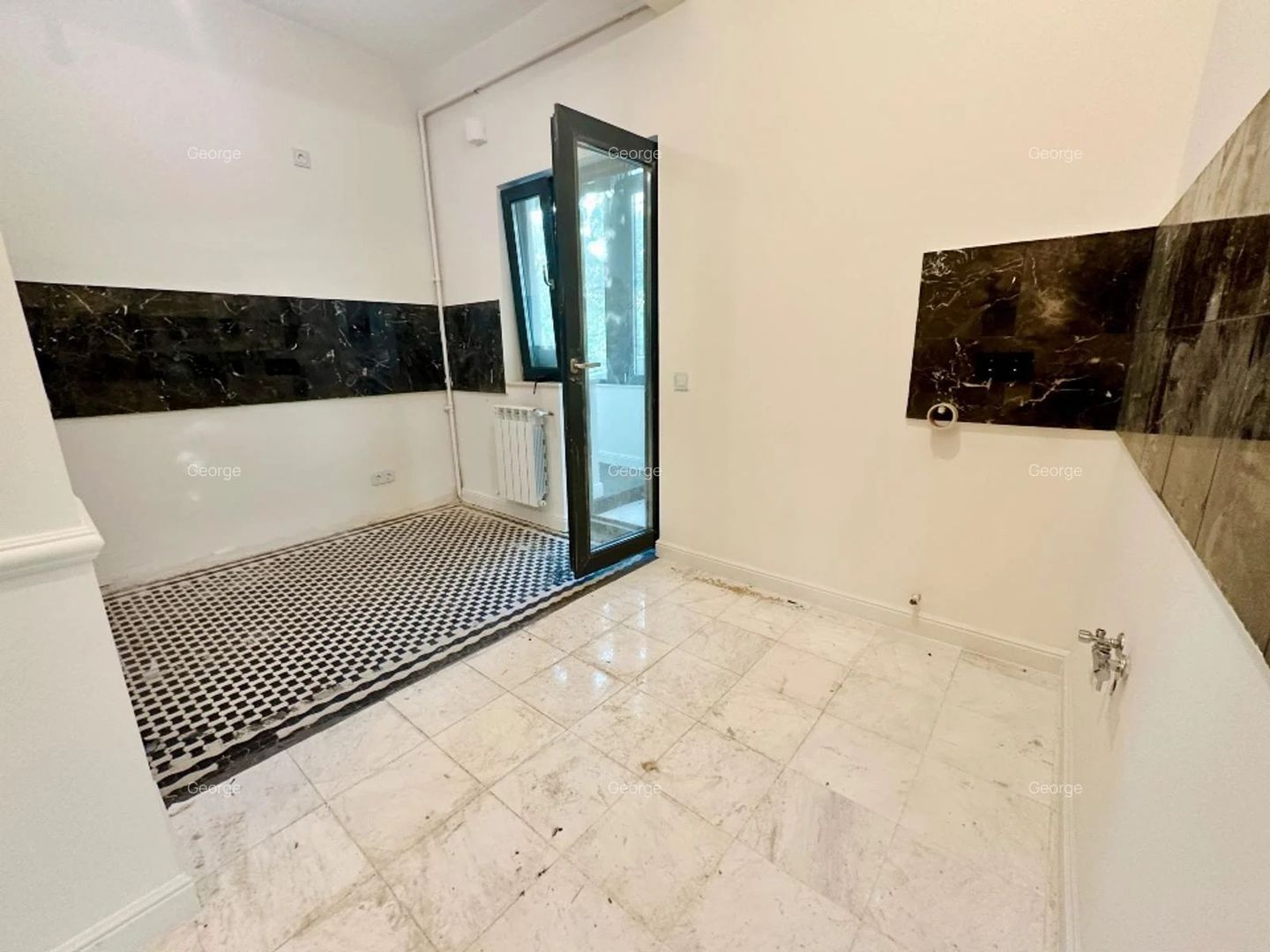 Apartament cu 3 camere decomandat în Universitate - Poză 9