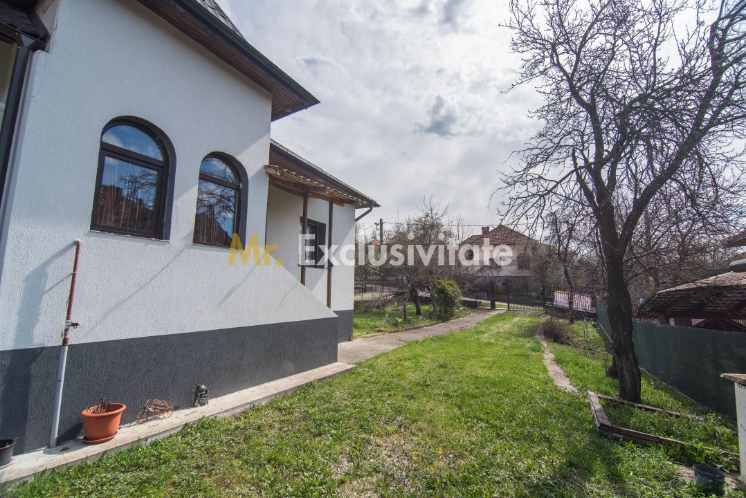Casa cu 3 camere renovata - Poză 24