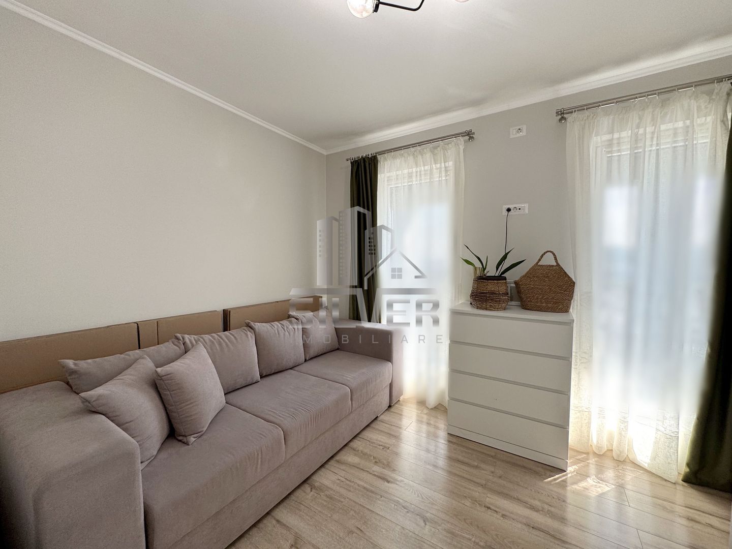 Apartament cu 3 camere/parcare/prima inchiriere/zona Vivo. - Poză 11