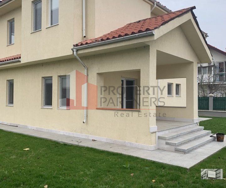 Vila superba , Pipera - Tunari. - Poză 2