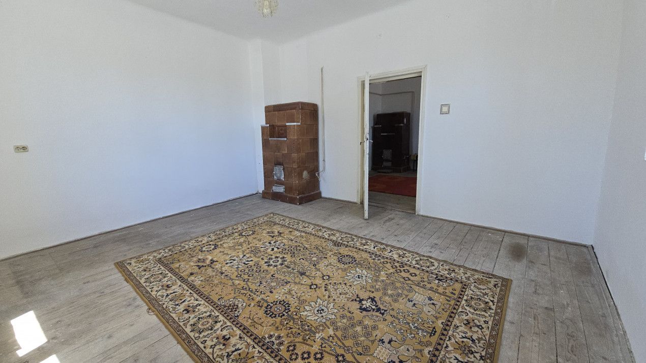 De Vânzare Casă 2 camere P-ȚA Mică - Poză 8