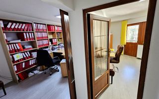 Casa S+P+M, 9 camere, ideala pentru birouri sau clinica, zona Centru - Poză 25