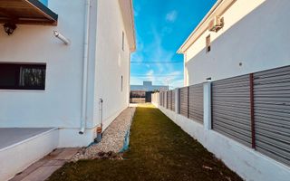 DE VANZARE | VILA INDIVIDUALA | MOGOSOAIA | VEDERE PADURE - Poză 3