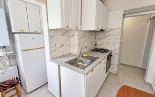 Garsoniera 28 mp, zona piața Tractorul, disponibilitate imediata - Poză 2