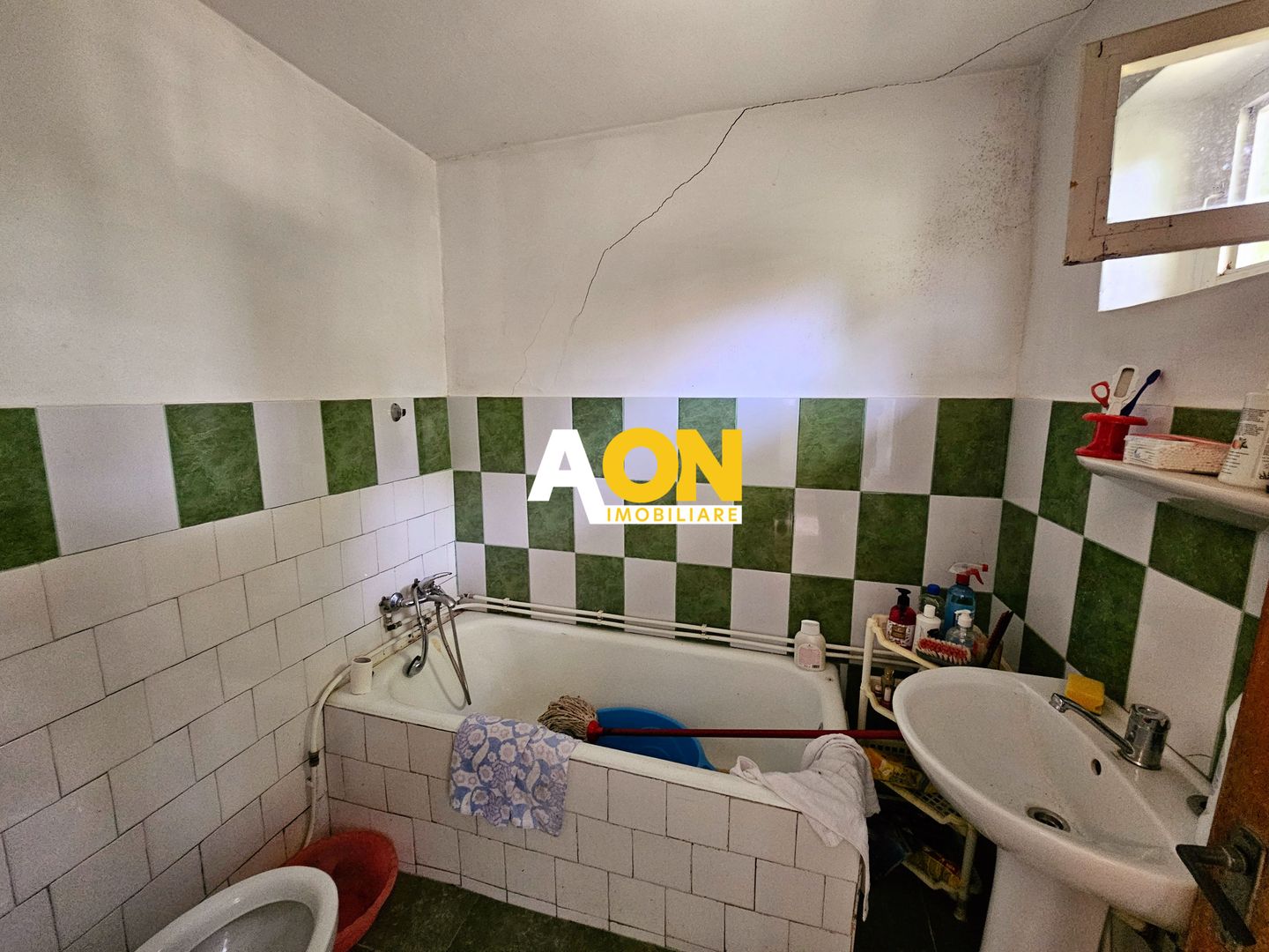 Casa 3 camere, bucatarie, baie, 183 mp teren - Poză 11