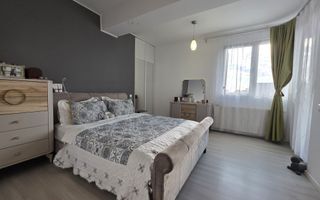Vanzare apartament 3 camere Politehnica - Poză 1