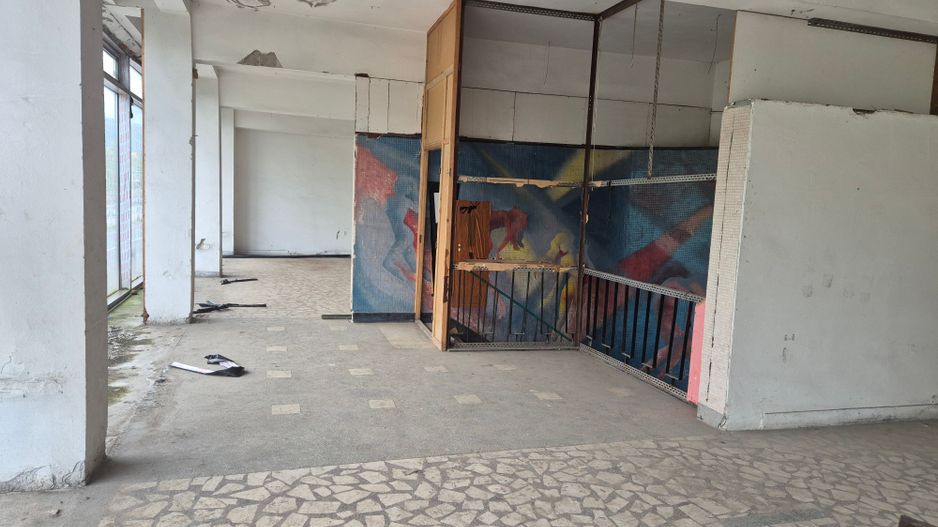 Închiriez spațiu comercial - Poză 4