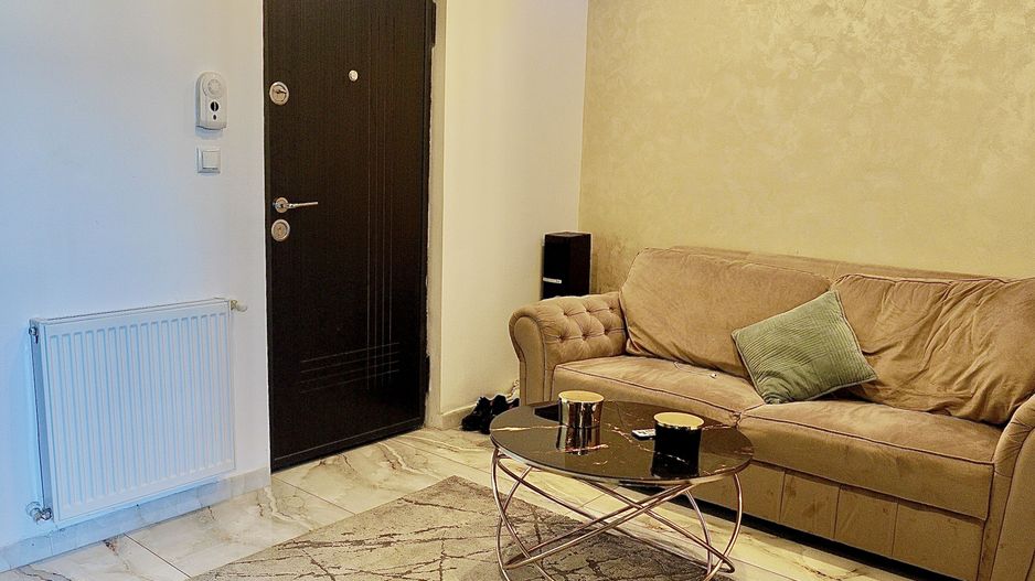 Apartament modern cu 2 camere în Codlea – complet renovat! - Poză 1