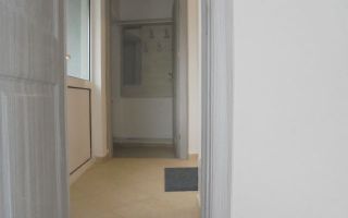 In centrul orasului! Vanzare casa renovata in Targoviste - Poză 9