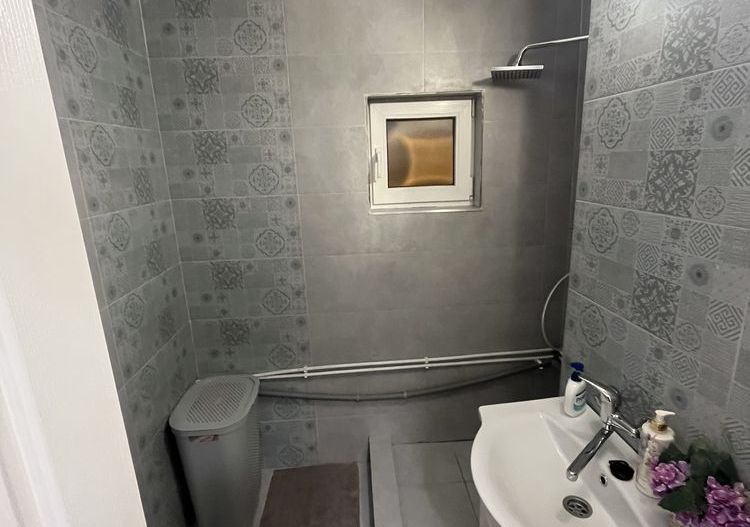 Vanzare spatiu comercial excelenta investitie - Poză 7