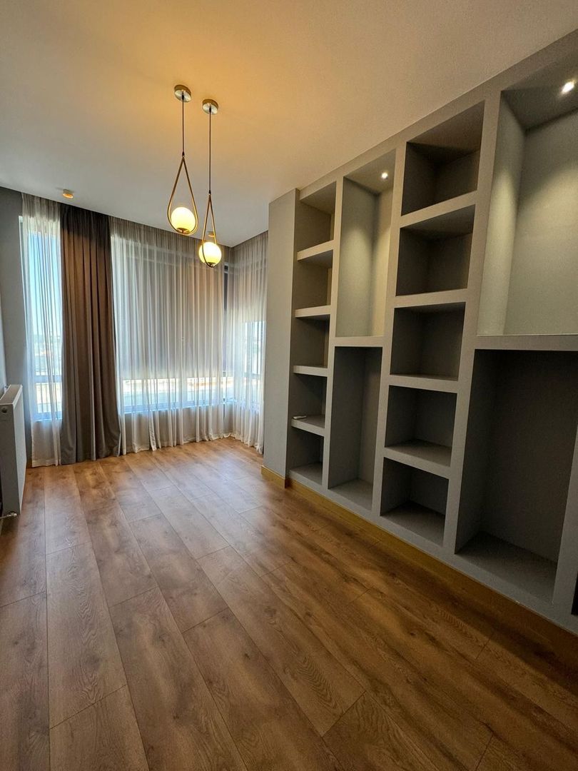 Vila  6 camere de inchiriat - Poză 7