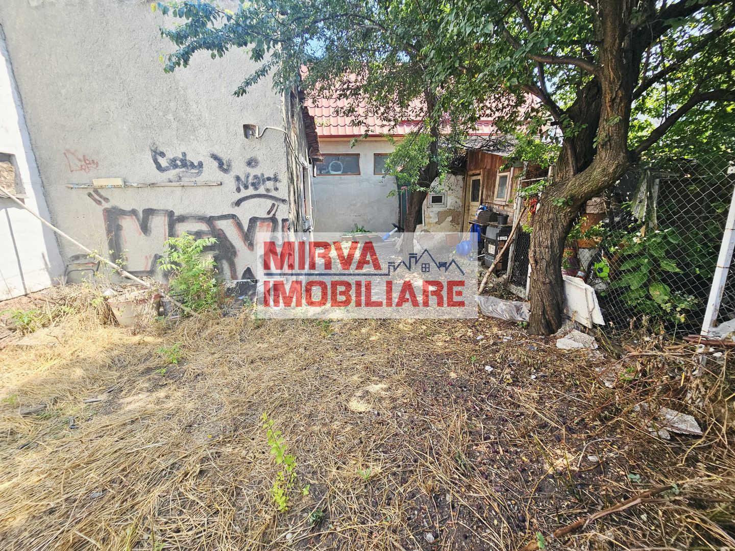 🏠 Casă de vânzare în zona Traian, Ploiești – Potențial uriaș! 🧱 - Poză 12