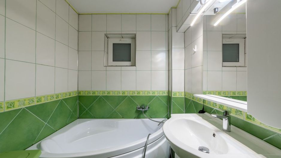 Apartament ultracentral - mobilat si utilat - Zona Centrală - Poză 8