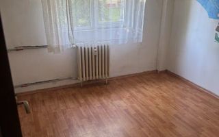 Super Ocazie Apartament 2 Camere Bloc Reabilitat - Poză 1