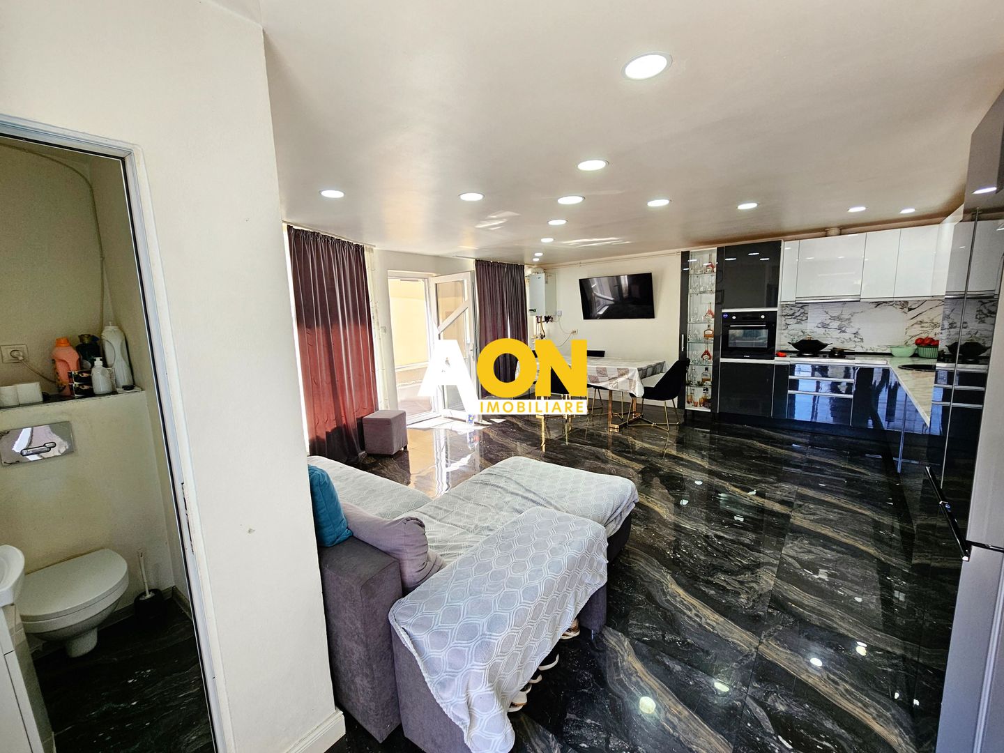 Casa 3 camere, mobilata, utilata, 600 mp teren, zona Prefectura - Poză 12