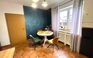 Casa de vanzare - 5 Camere, 2 Bai,  Garaj, 1000mp Teren - Poză 10