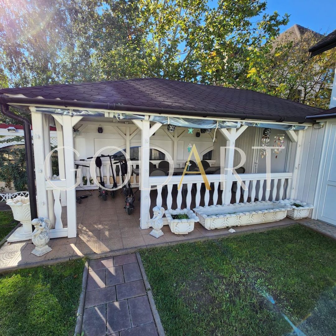 Resedinta exclusivista | Curte generoasa | Erou Iancu Nicolae - Poză 9