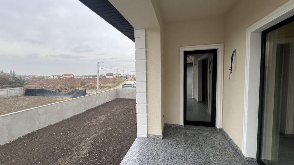 VILA LUX OTOPENI | FERME - Poză 5