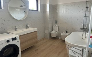 Apartament 3 camere -Centru - Poză 9