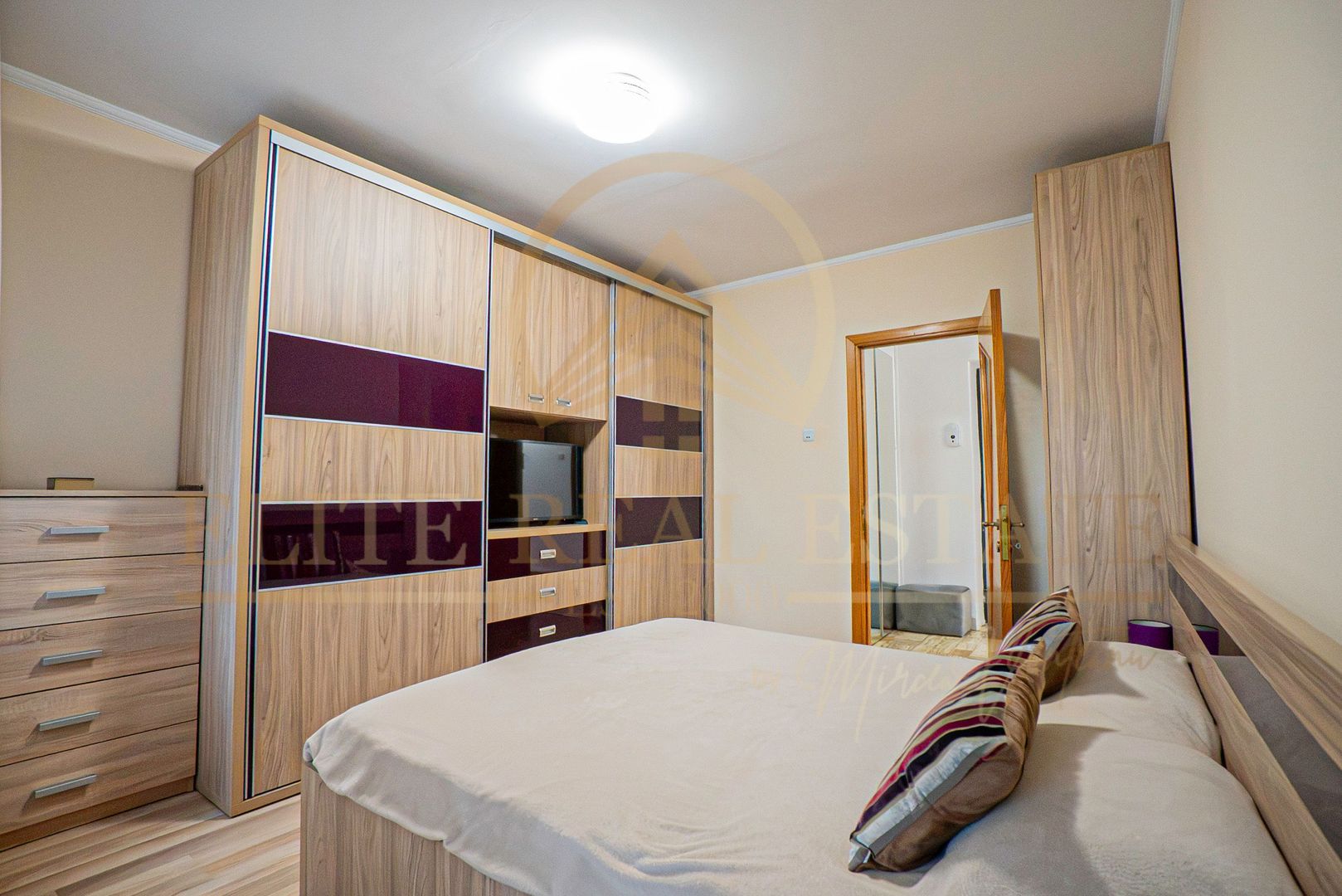ICIL – Bd. Ferdinand  - 2 camere renovat, mobilat si utilat - Poză 4