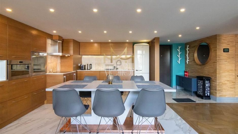 ?** Apartament superb pe doua niveluri Ultrafinisat Semicentral ** - Poză 4