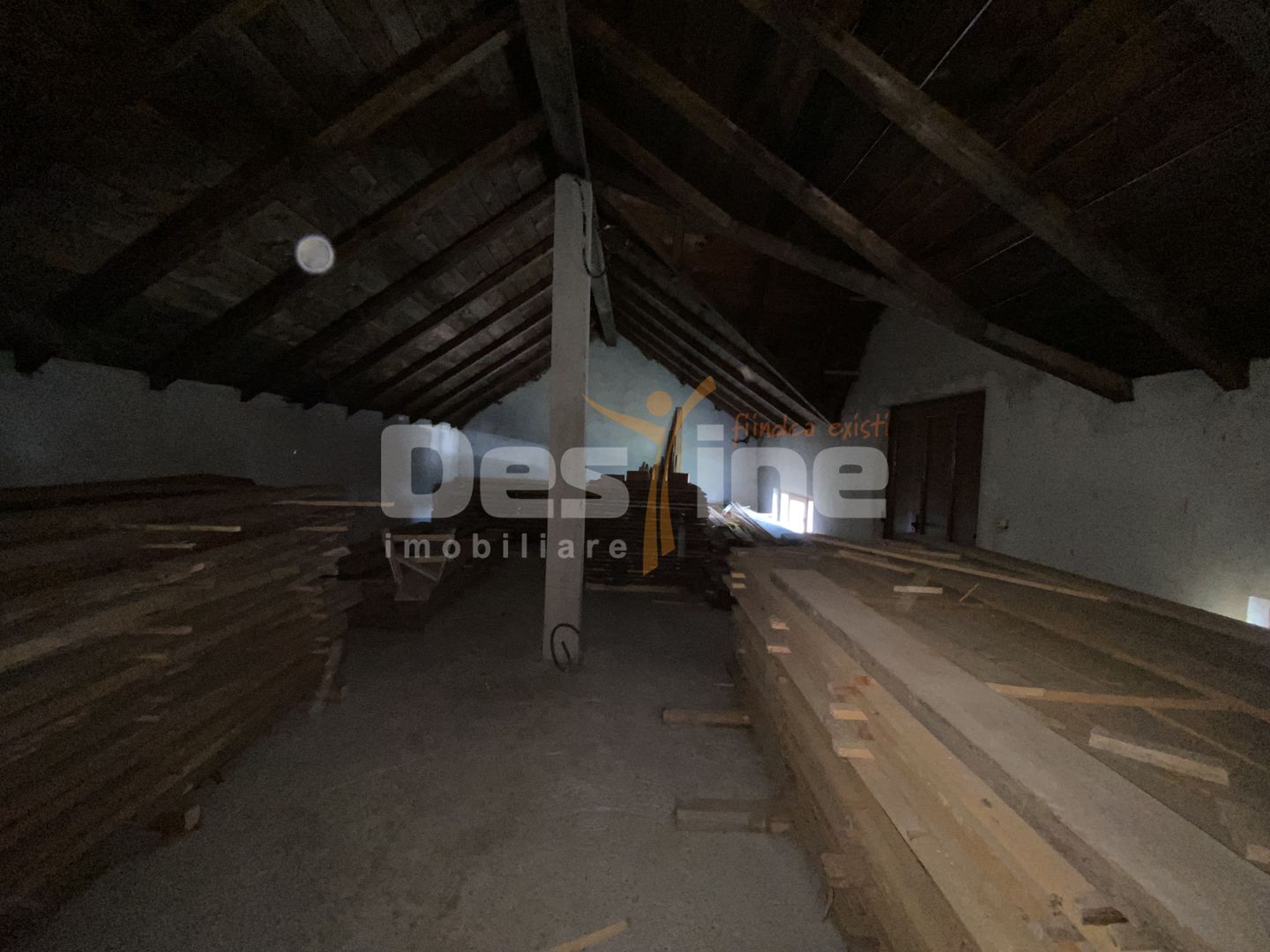 Casa de vanzare 260mp Borlesti 85.000€ - Poză 13