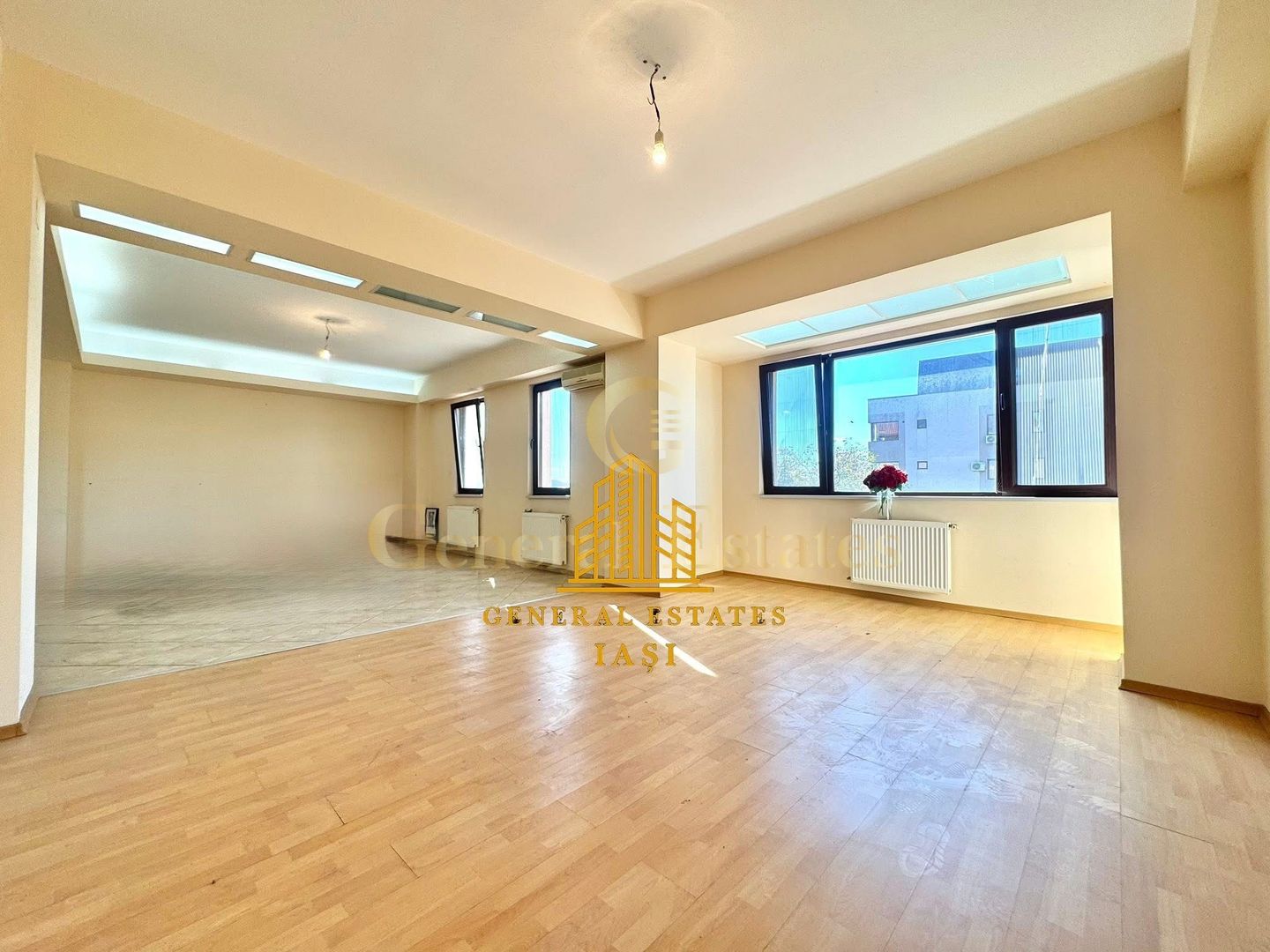 Vânzare apartament în bloc nou - 3 camere, 120 m.p. - Tătărași - Poză 1