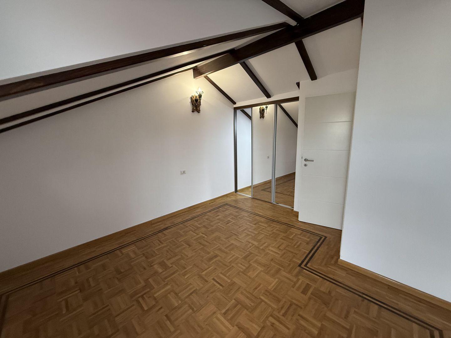 Casa Horodnic De Sus | Teren 1500MP | 131.000 Euro - Poză 5