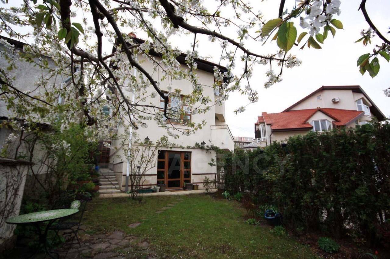 Chirie casa, 5 camere, strada Dîmbului, Centru - Poză 2