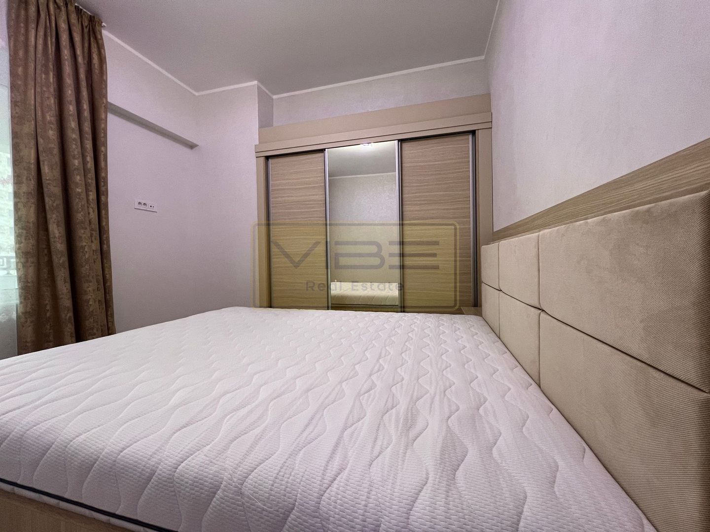 Apartament 2 camere decomandat Royal Town - Copou - Poză 11