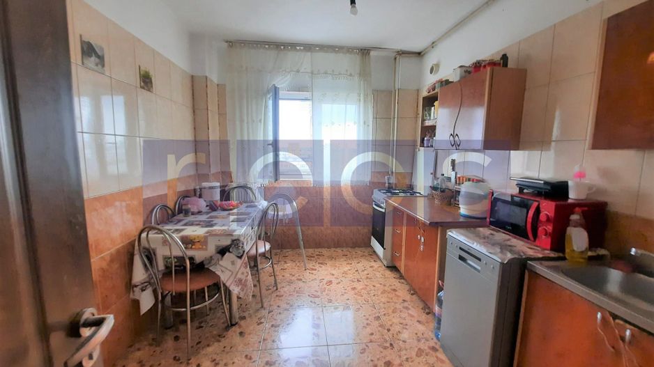 APARTAMENT 4 CAMERE GHENCEA   | BLOC REABILITAT AN CONSTRUCTIE 1985 - Poză 12