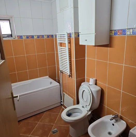 Aapratemt 3 camere decomandat- et.2- 400euro-Dacia - Poză 6