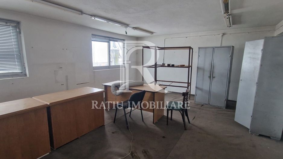 HALĂ INDUSTRIALĂ DE ÎNCHIRIAT | 1.400 MP UTILIZABILI | ORADEA  PRODUCȚIE • DEPOZITARE • BIROURI - Poză 4